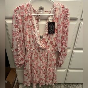 Peach Love floral dress, size M, NWT